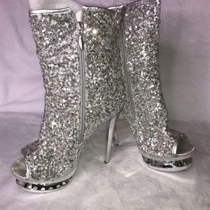 Pleaser Sequins/Chrome Boots
